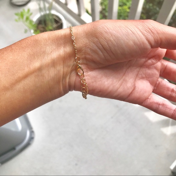 GB21 | Gold Toned Turquoise Stone Bracelet - Picture 5 of 6